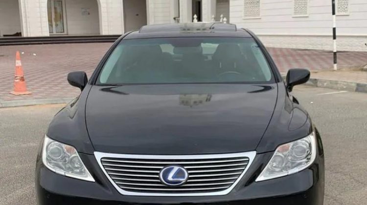 لكزس LS460 موديل 2008 لارج فول ياباني مستعملة للبيع فى دبى الامارات