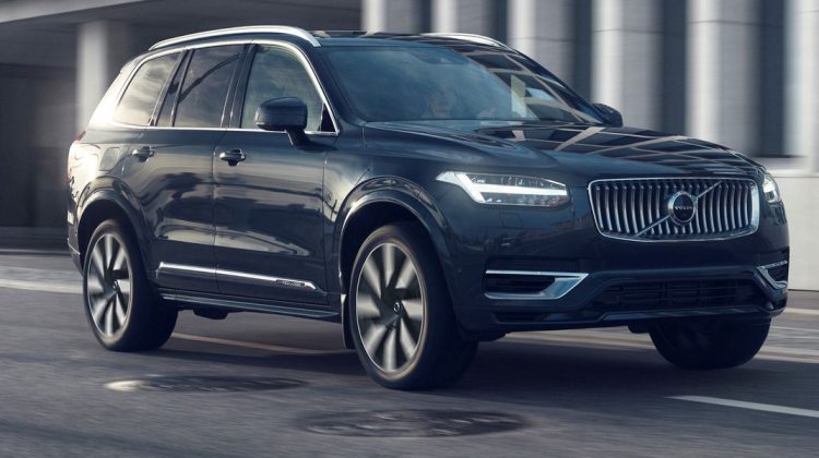 مواصفات و مميزات سيارة فولفو XC90 موديل 2023