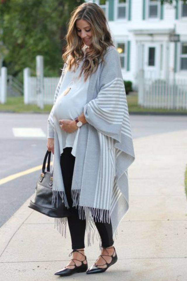 Clothes for the last months of pregnancy suitable for work